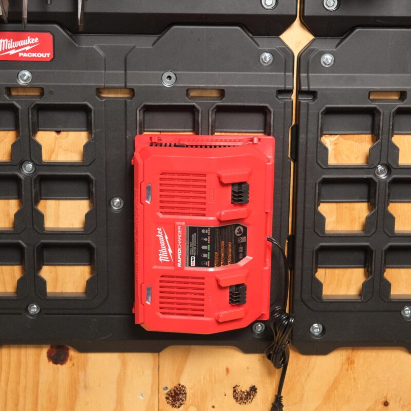 Milwaukee 48-59-1802 Dual Rapid Charger Packout/Wall Mount